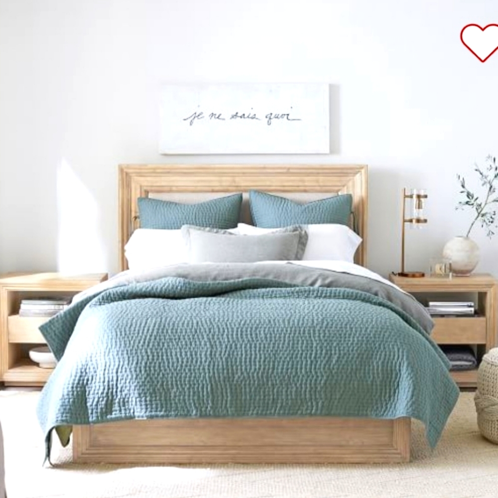 Pottery Barn Pick-Stitch Handcrafted Cotton/Linen Quilt California King